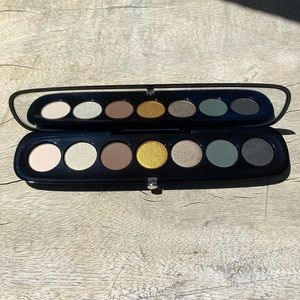 Marc Jacobs eyeshadow palette